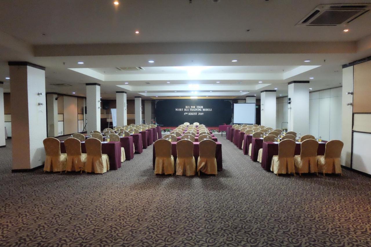 Carlton Hotel Shah Alam Exterior foto