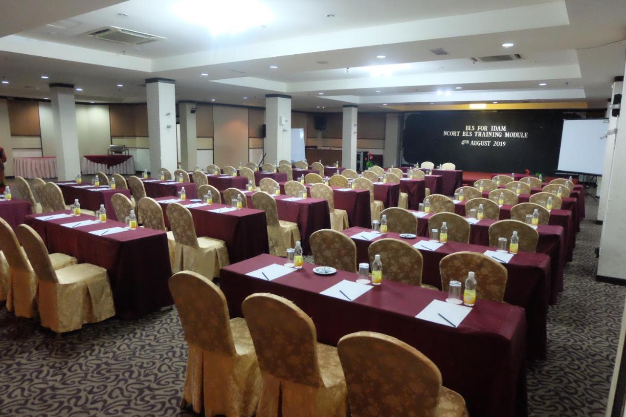 Carlton Hotel Shah Alam Exterior foto